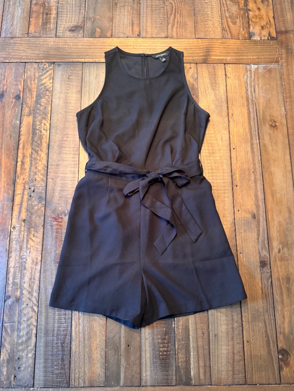 Banana Republic Black Sleeveless, Romper With Tied Waist Belt. Size 4